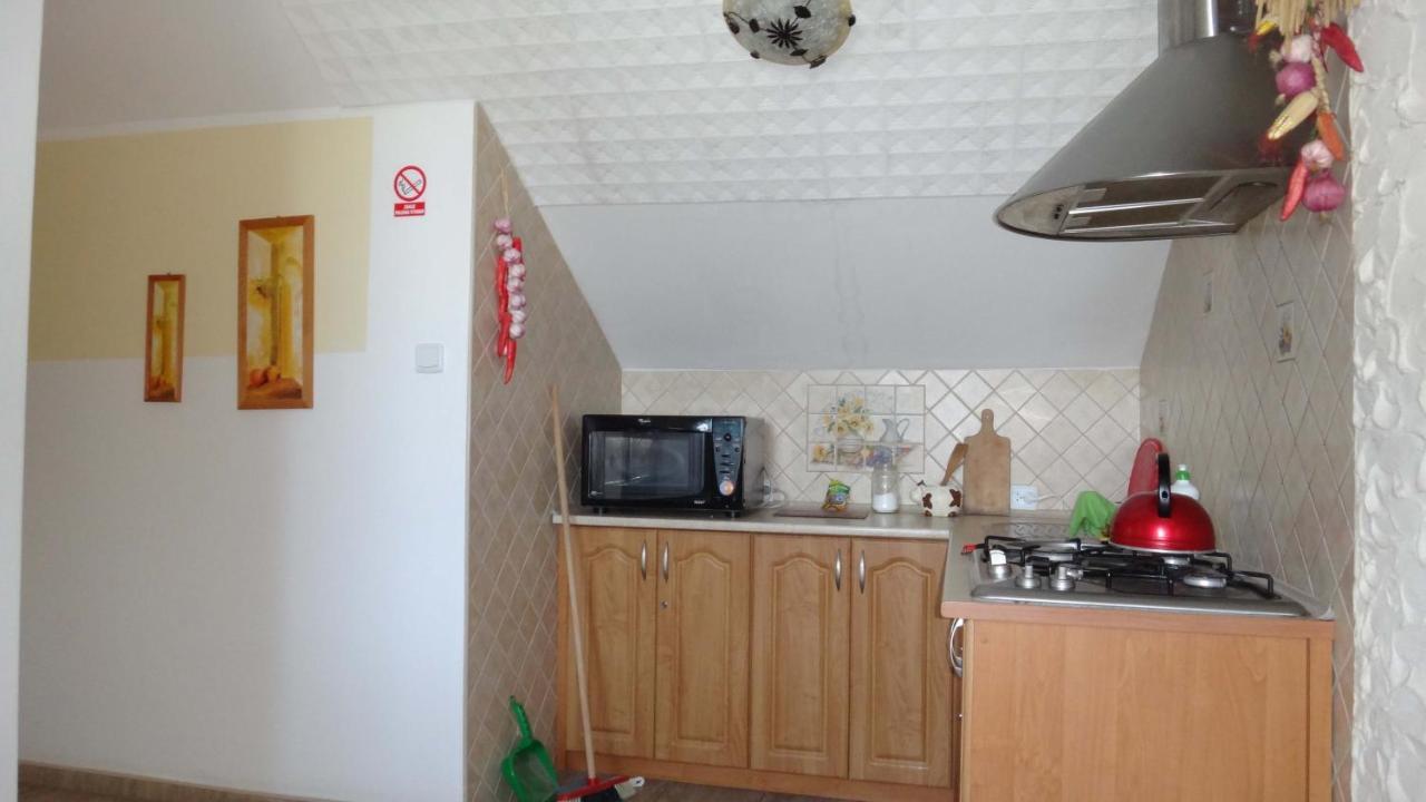 Gaski Na Fali Bagian luar foto