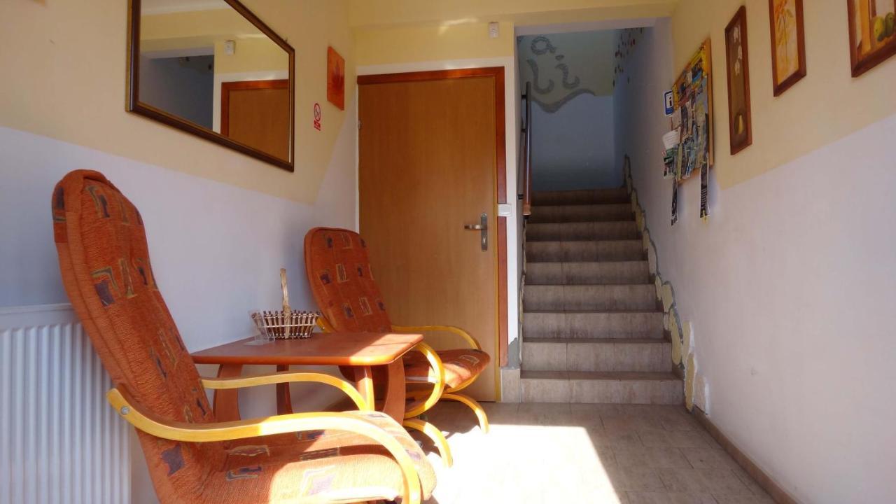 Gaski Na Fali Bagian luar foto