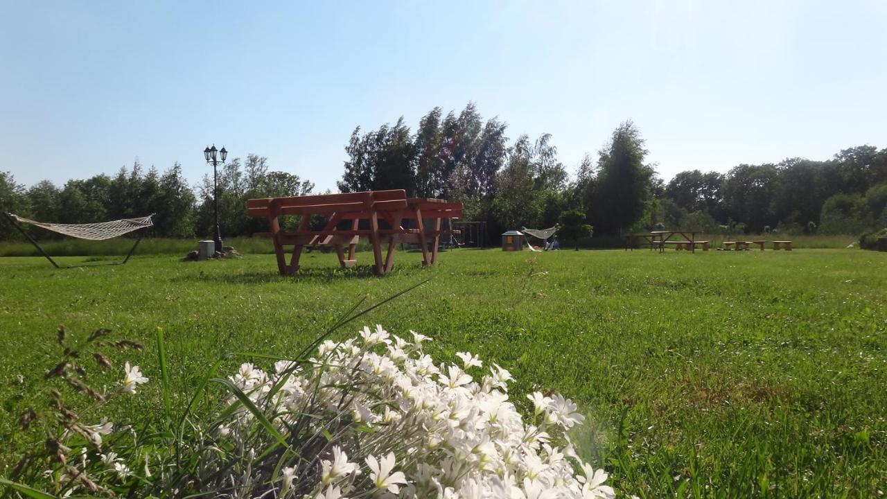 Gaski Na Fali Bagian luar foto