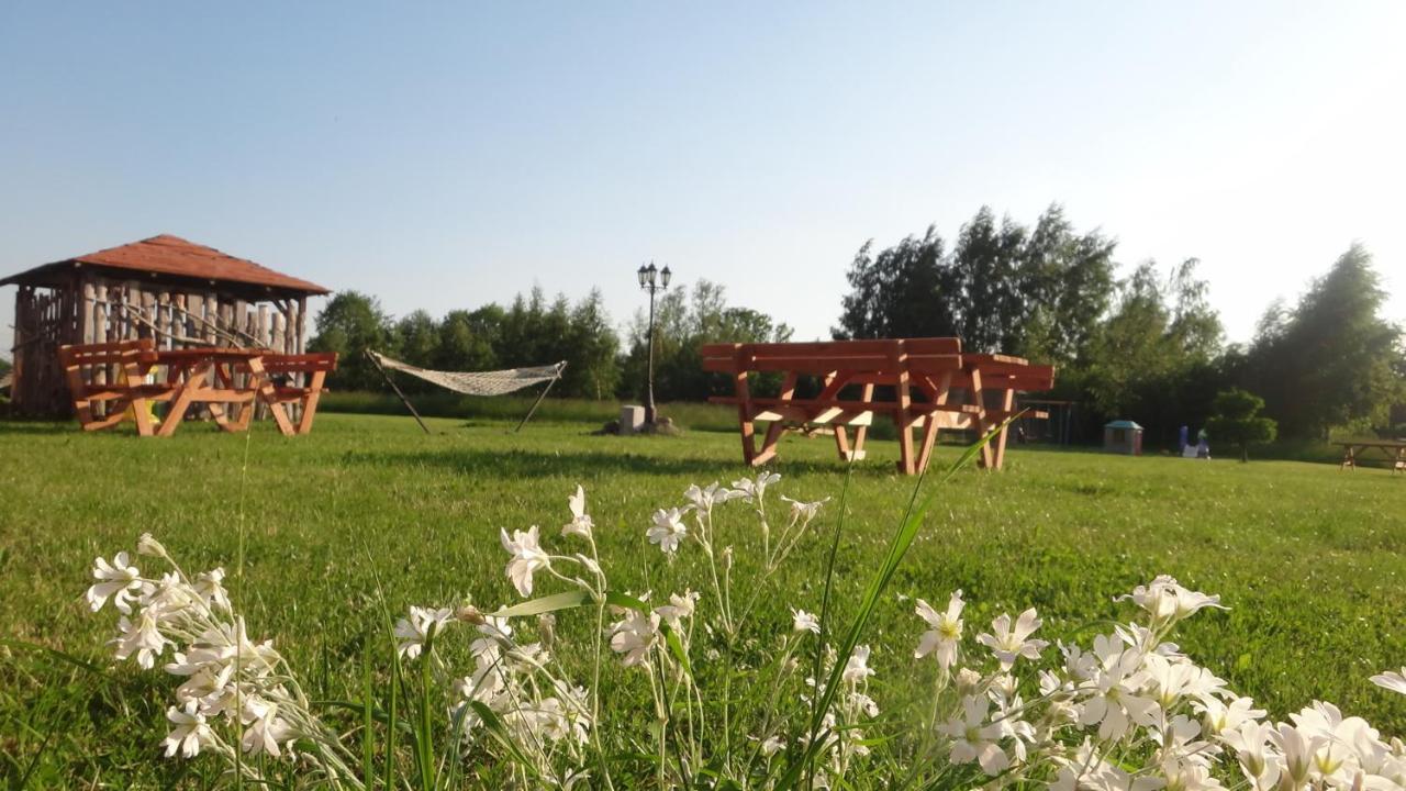 Gaski Na Fali Bagian luar foto
